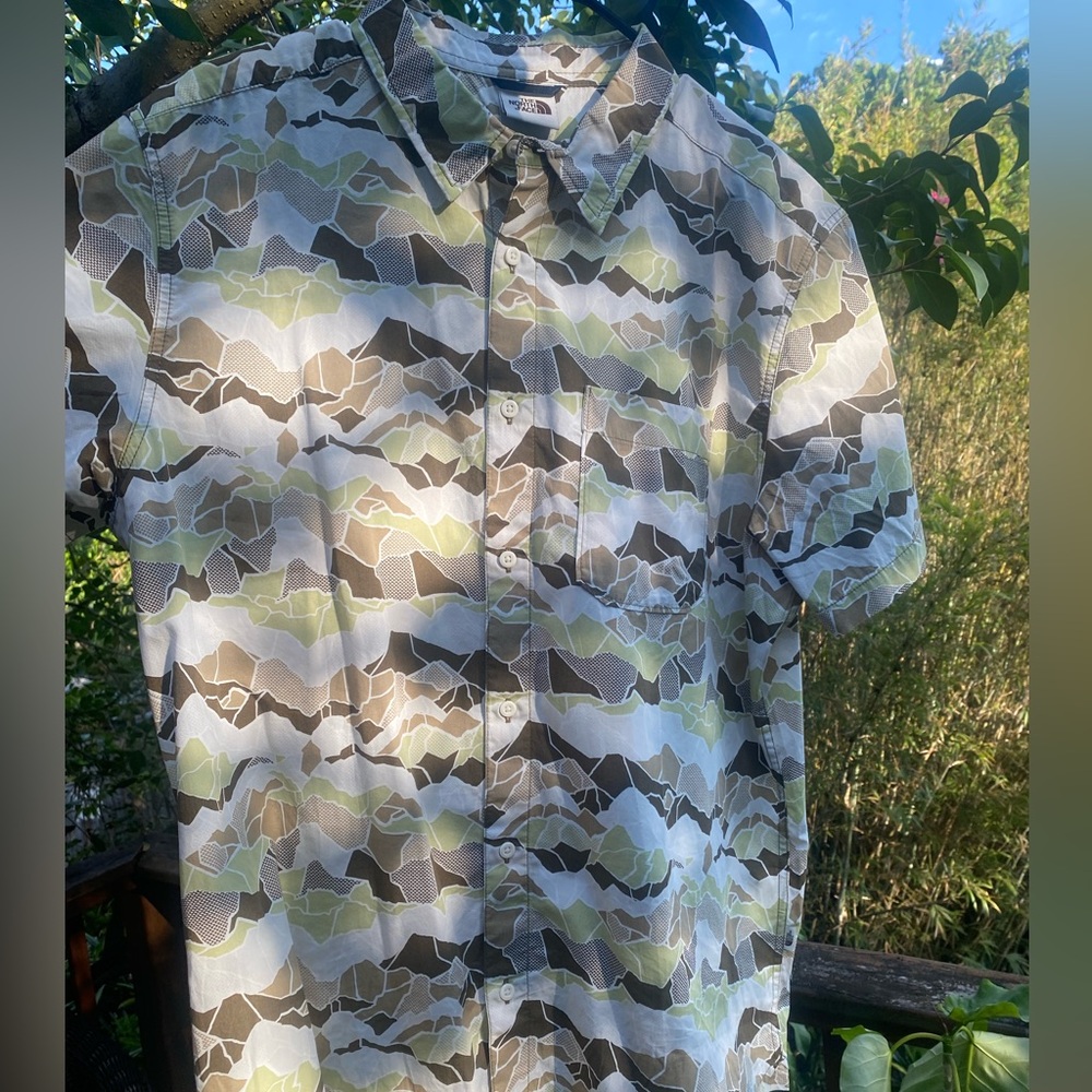 North Face Mountain Button up